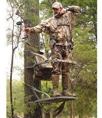 What Is a Climbing Treestand and How Do You Use It?