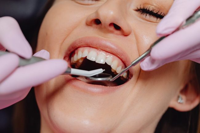 Dentist in Glendale