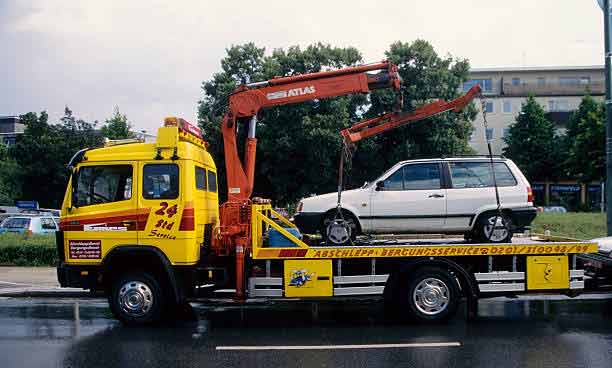 Vehicle removal service