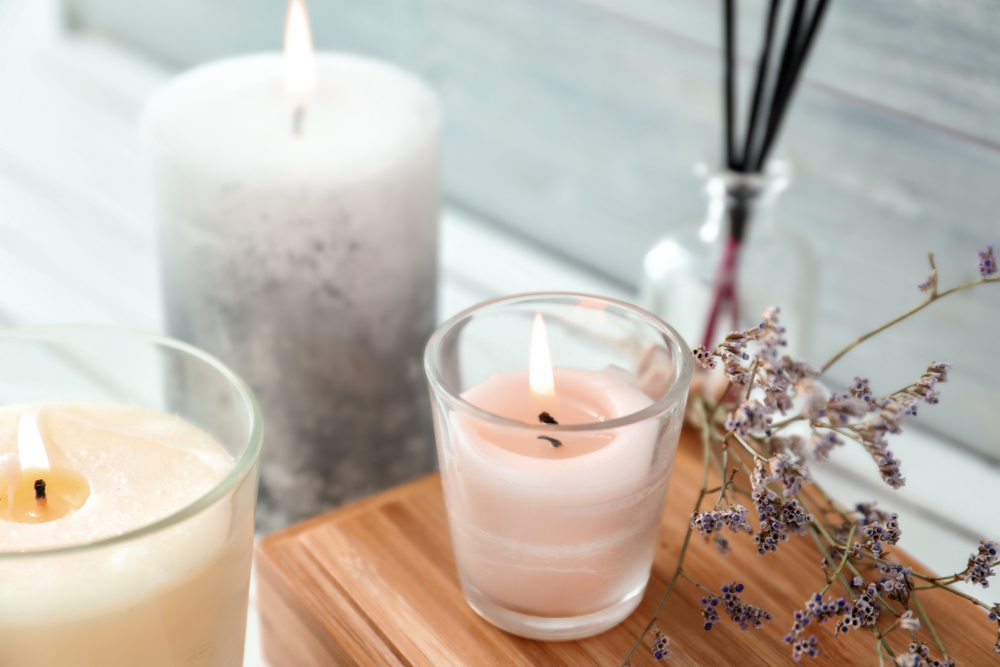 What Are Some Useful Scented Candle Safety Tips?