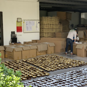 cleaning-coconut-bowls-at-wholesale-factory-simple-decor