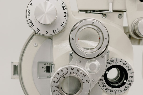 Controls of a vision checking machine