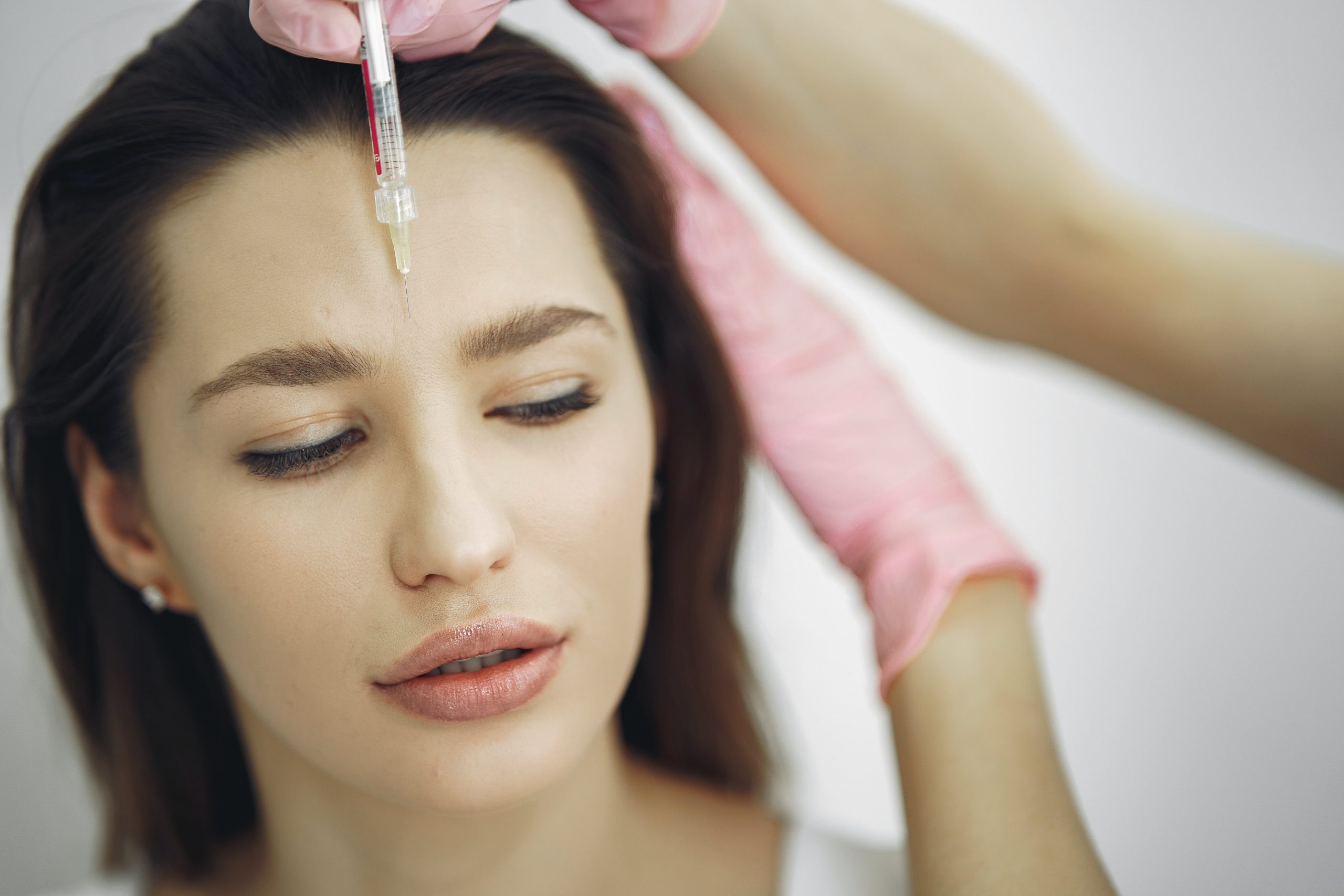 Understanding the Difference Between Botox and Fillers